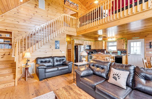 Murphy Cabin | Mtn-View Cabin: Deck & Pets Welcome in Murphy