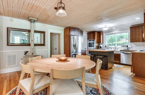 Asheville House | Mtn Views, Deck, Porches & Patio: Asheville Escape