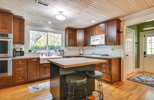 Asheville Cottage | Mtn Views, Deck, Porches & Patio: Asheville Escape