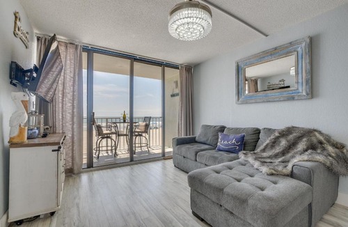 Myrtle Beach Apartment | Myrtle Beach Condo Rental Right on the Sand!