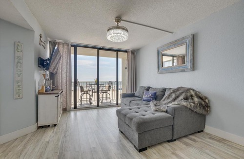 Myrtle Beach Apartment | Myrtle Beach Condo Rental Right on the Sand!