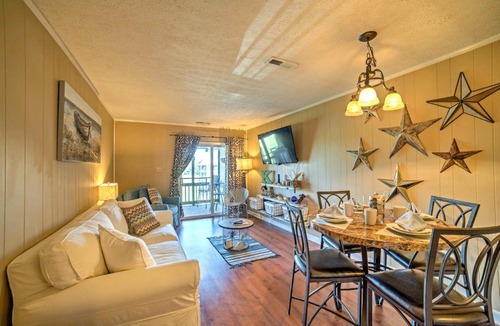 Myrtle Beach Apartment | Myrtle Beach Condo with Marsh Views - Walk to Beach!