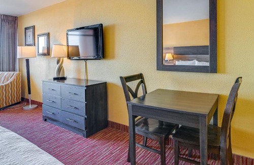 Myrtle Beach Apartment | Myrtle Beach Studio - Walk to Beach!