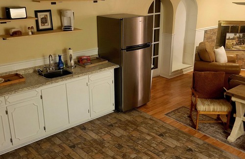 Martinsville House | Near Forest Park Country Club with trailer friendly wraparound driveway