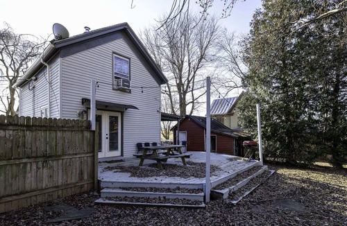 Maurertown House | Near Vineyard,Farms,&Distillery! Jewel of Jadwyn