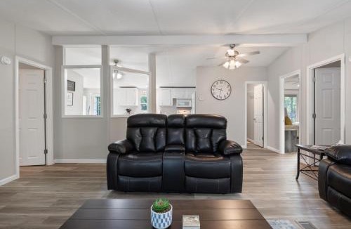 Rocky Mount House | New! 2 Homes-Firepit, Hot Tub, Huge Yard and Dock
