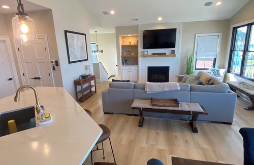 Gwynn House | New 5 bedroom home on private, sandy beach with game room and elevator.