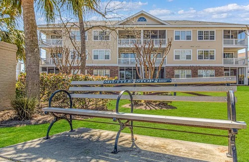 North Myrtle Beach Apartment | New! Barefoot Resort, Pools, Golf, 5 min to beach