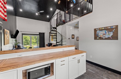 Stanton House | New Barndo/Private Access Red River/Kayak/Fishing