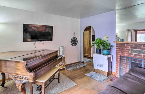 Elyria House | NEW! Charming Elyria Home By Hiking Trail & Lake!