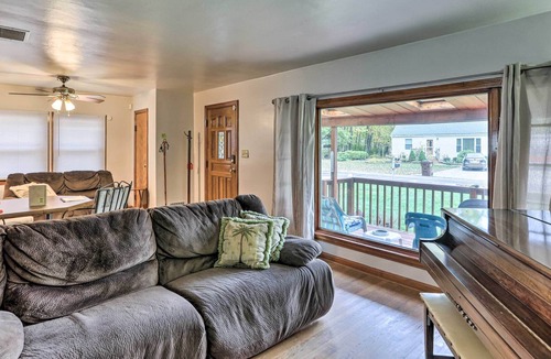 Elyria House | NEW! Charming Elyria Home By Hiking Trail & Lake!