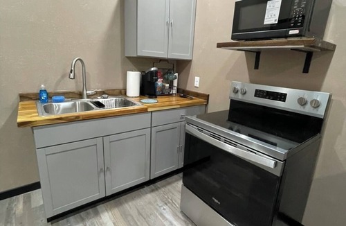 Owenton House | NEW construction: Grace Haven Tiny House in Owenton 1 Bedroom.
