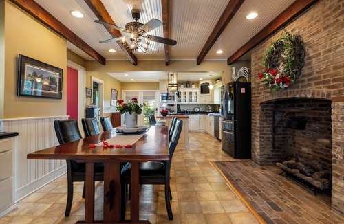 Bardstown House | NEW Hot Tub 5BR Estate Near Bourbon Trail w/history