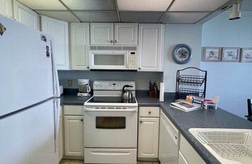 Sneads Ferry Condo | *New listing* Welcome to SeaEsta, 3bedroom condo at St Regis in North Topsail