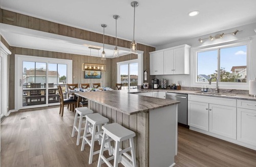 Sandbridge House | New! Luxe Sandbridge Beach, Pool, Hot Tub