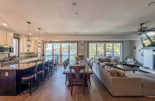 McHenry House | New Luxury Lakefront + Walk to Wisp!