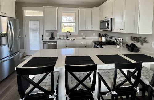 La Follette Cottage | NEW! NORRIS LAKE COTTAGE AT DEERFIELD RESORT BOAT SLIP INCLUDED SLEEPS 6