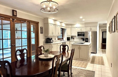 Connersville House | “New Owners”- Indoor Pool Nestled by Golf Course with Game Room, Outdoor area
