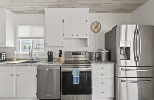 North Carolina Coast Villa | NEW! Shell Shack-3 bed 2 bath Home