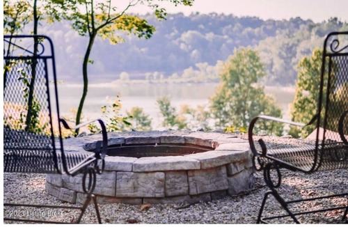 Westview House | New to the Market! Charming 3-bedroom Rough River lake home! In Westview KY!