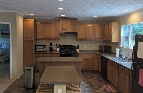 Cullowhee House | Newly Furnished-Game Room-Deck-Patio-Fire Pit-Outdoor Dining-Two Minutes to WCU