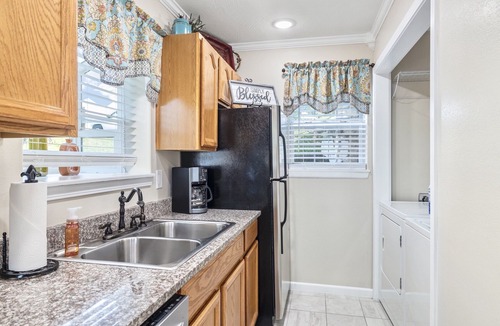 Indian Point Condo | Next To SDC & Table Rock Lake. 20ft Patio. King Master 2BR 2BA.Full Size Kitchen