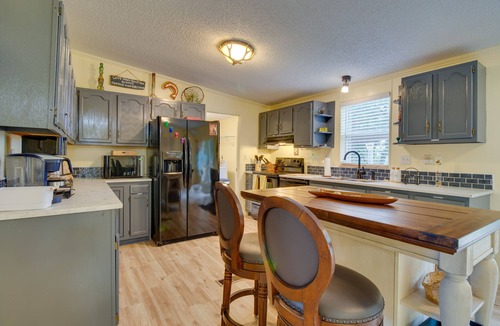 Mountain Home House | Norfork Lake-View Retreat w/Covered Boat Parking