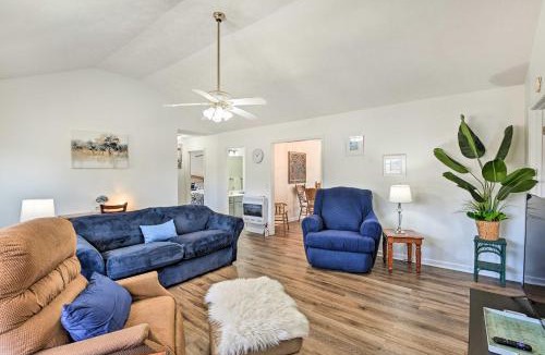 Dickel House | Normandy Home w/Yard ~ 2 Mi to Lake