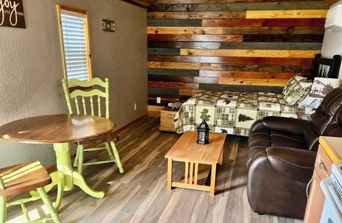 Big Creek Apartment | Norris Lake tiny Cabin bring your Boat, ATVs, 1 mi to Whitman Hollow Boat Ramp.