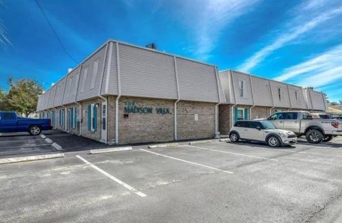 Crescent Beach Apartment | North Myrtle Beach Suite