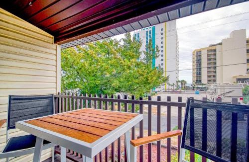 Crescent Beach Apartment | North Myrtle Hideaway