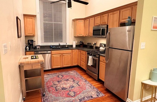 Mosby Apartment | Northside Gem- Historic Retreat with Modern Luxury