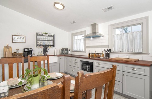 Morehead City Apartment | Nymphe De Mer (Sea Nymph)
