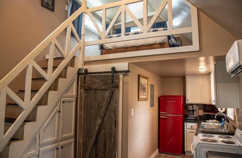 Coalmont House | Oak Cabin at Ranger Creek - Near Coalmont OHV Park!