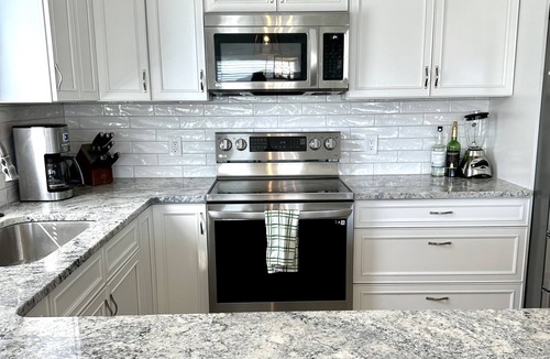 Ocean Isle Beach House | OCEAN FRONT with POOL, Great LOCATION near pier, 5 bed & 5 bath