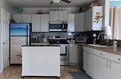 Rodanthe House | Ocean & Sound Views - Dog Friendly - 3BR/2Bath-3 min walk to beach.
