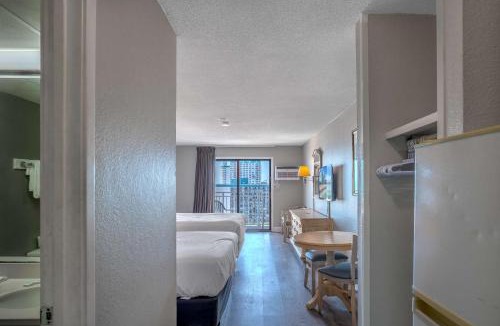 Myrtle Beach House | Ocean View Double Queen Suite! Perfect for 4 Guests! Sea Mist 51601