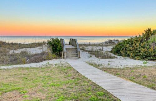 Myrtle Beach Apartment | Ocean-View Myrtle Beach Condo Walk To Beach