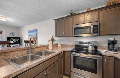 North Topsail Beach Condo | Ocean view condo with a pool, hot tub, tennis, washer/dryer & central AC