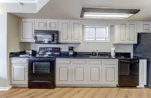 Wrightsville Beach Condo | Ocean Views, Balcony, Pool, STEPS to Beach Restaurants Shops