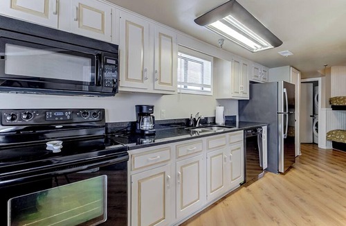 Wrightsville Beach Condo | Ocean Views, Balcony, Pool, STEPS to Beach Restaurants Shops