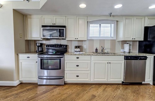 Wrightsville Beach Condo | Ocean Views, Balcony, Pool, STEPS to Beach Restaurants Shops