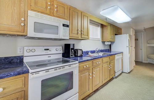 Wrightsville Beach Condo | Ocean Views, Balcony, Pool, STEPS to Beach, Restaurants, Shops