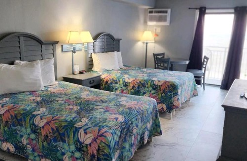 Myrtle Beach Apartment | Oceanfront Efficiency T808