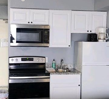 Myrtle Beach Apartment | Oceanfront Efficiency T808