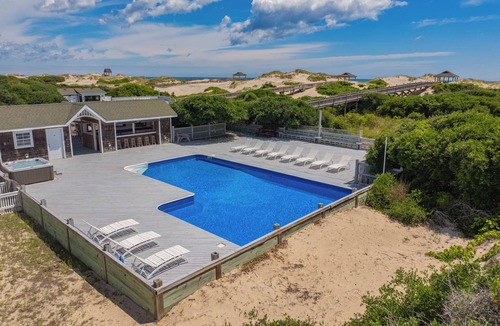 Corolla House | Oceanfront Estate | Sleeps 40 | Weddings & Retreats | 18BR | OBX