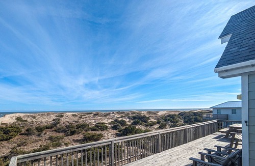 Ocean Isle Estates House | Oceanfront home with private hot tub, pool, washer/dryer & central AC
