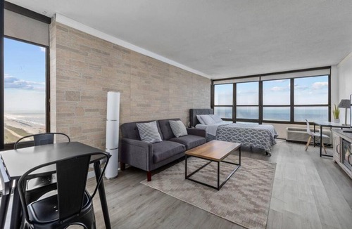 Myrtle Beach House | Oceanfront Studio Panoramic Views Amazon Fire TV