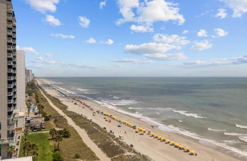 Myrtle Beach House | Oceanfront Studio Panoramic Views Amazon Fire TV