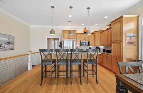 Surf City House | Oceanfront Townhome Villa with Access to Community Pool in Surf City, NC